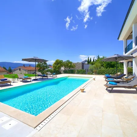 Magnifica With Pool * Pinezici (Krk)