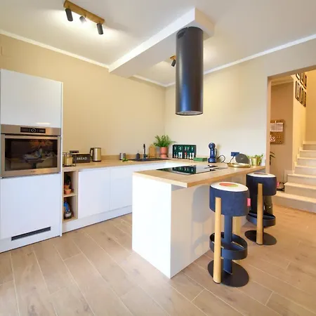 Vila Magnifica With Pool